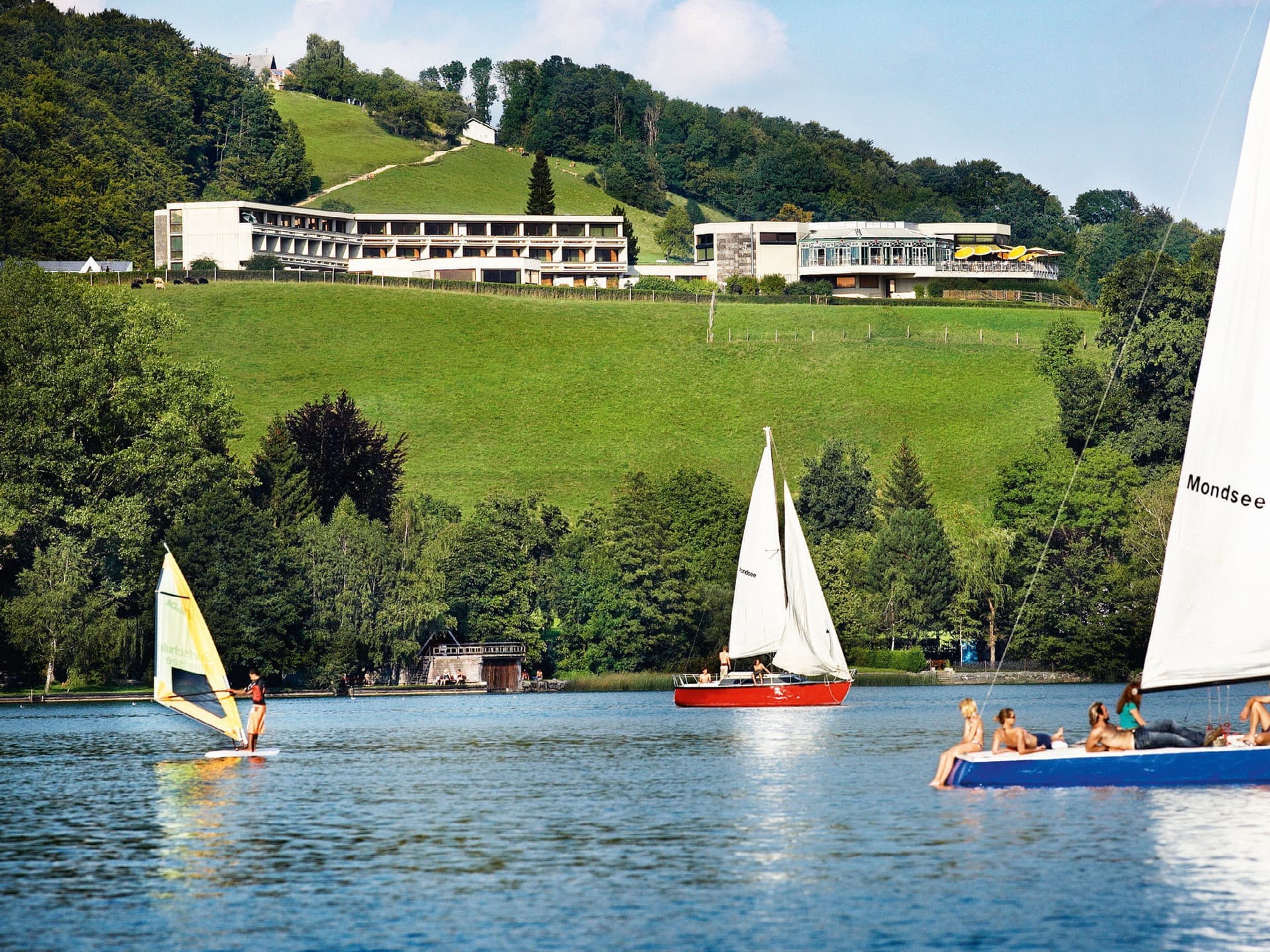 Landzeit Motor-Hotel Mondsee in Mondsee, Austria